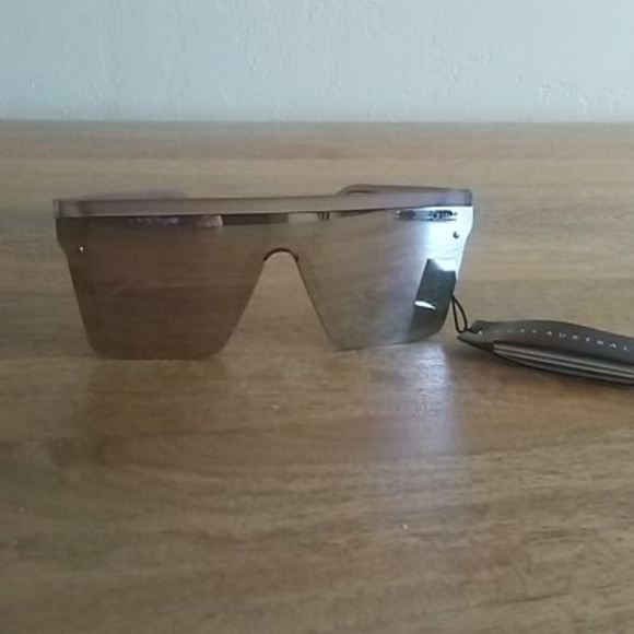 Quay Australia Hindsight Sunglasses in Gold